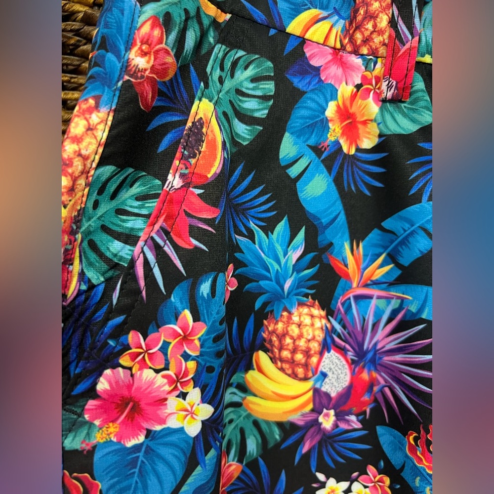 HRASKI- Mens shorts, Tropical Fruit, Size: 32 - Picture 5 of 9